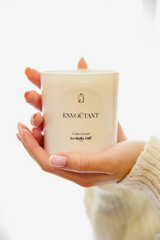 Bougie Parfumée - ENVOÛTANT